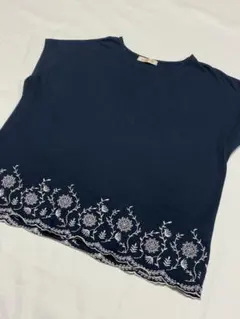 sur les nuages シュールレヌアージュ刺繍入りネイビー夏用半袖