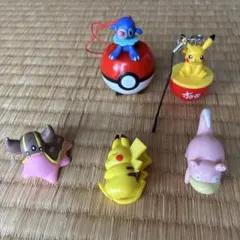 ポケモン ストラップ　キーホルダー　フィギュア　5点まとめ売り