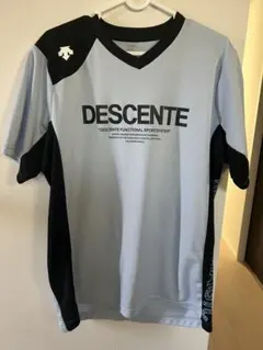 DESCENTE スポーツ用 Vネック Tシャツ