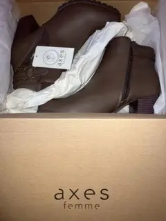 新品　axes femme ブラウンブーツ 中ヒール