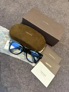 TOM FORDトムフォードFT5040 001 Eyeglass Frames