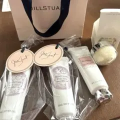 JILL STUART ハンドクリーム3本セットとリップバーム　袋込み