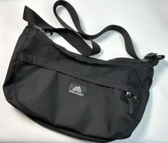 Item thumbnail for item f9a61f43-11ad-4c3e-bd2e-2c9a069c9647