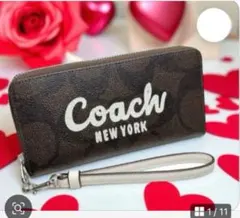 COACH ロゴ入り長財布新品新作