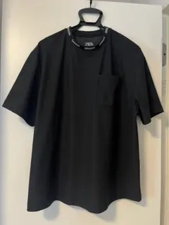 ザラZARA DNWR ポケット付き Tシャツ ブラックのサムネイル
