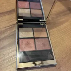 SUQQU スック　シグニチャーカラーアイズ04 純撫子