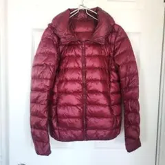 ワインレッド フード付きダウンジャケット