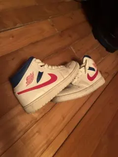 Nike Air Jordan ハイカット スニーカー