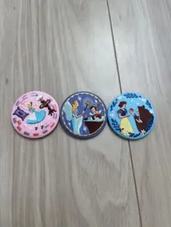 ディズニー 刺繍缶バッジ 3種セットのサムネイル
