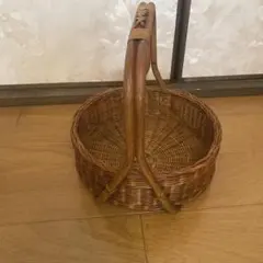天然木×ラタン 大型バスケット 一点物風 店舗什器 ディスプレイ 天然木×ラタン 大型バスケット 一点物風 店舗什器 ディスプレイ - メルカリ