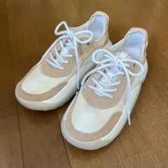 【UGG】LA Cloud Low アグ スニーカーのサムネイル