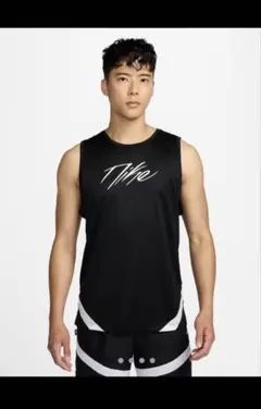 Nike ブラック タンクトップ