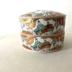 ○M676 ○有田焼　蓋付き2段重　【未使用】　美しい　かわいい