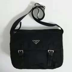 レザーショルダーバッグ