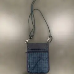 familiar スマホショルダーバッグのサムネイル