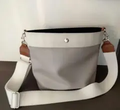 【値下げ】TOPKAPIショルダーバッグ・ペールベージュ