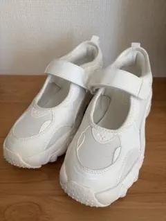 PUMA プーマ ウィメンズ パルサー ウェッジ サンダル　23.5cmのサムネイル