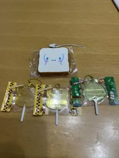 サンリオ キャンディチャームズ ポムポムプリン ポチャッコ 食パンマスコット