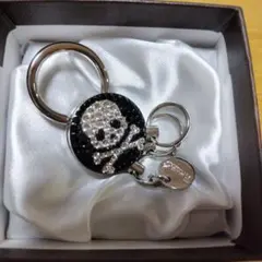 即買OK プラダ PRADA スカル キーリング チャーム キーホルダー - メルカリ