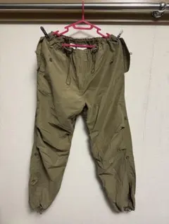 【本日限定価格‼️】ドローコード付きカーゴパンツ