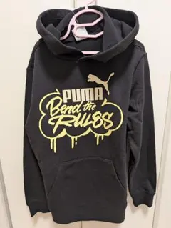 PUMA ブラック パーカー サイズ140