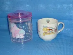 b2002年リトルツインスターズ (キキ&ララ)マグカップとキャニスター小物入れ
