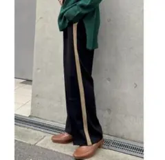 【新品タグ付】Re:EDIT とろみクロスセンタープレスサイドラインパンツ