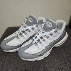 NIKE　AIR MAX 95 ESSENTIAL　 ホワイト/グレー