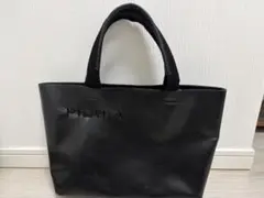 PRADA ブラック トートバッグ