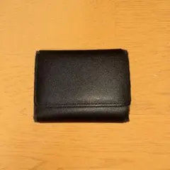 黒のレザー三つ折り財布 美品