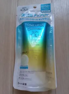 『新品未使用品』SKIN AQUA トーンアップUVエッセンス ミントグリーン