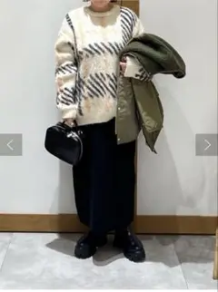 Discoat チェック柄オーバーニット　アイボリーー