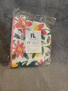 【新品未使用】　花柄小物入れ