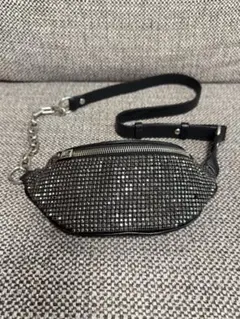 美品　ALEXANDER WANG スタッズ付きファニーパック ブラック Alexander Wang（ボディバッグ/ウエストポーチ）のフリマ