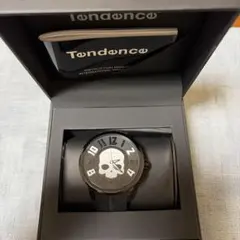 美品 Tendence スカルデザイン 腕時計 電池切のサムネイル
