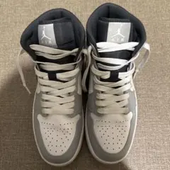 Nike Air Jordan 1 Mid グレー ホワイト