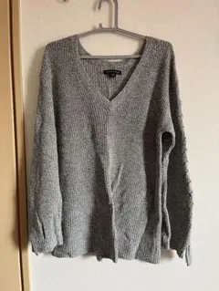 アメリカンイーグル　グレーニット　袖リボン