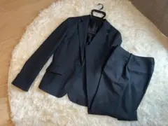 ネイビーパンツスーツ シングルボタン　ウォッシャブル