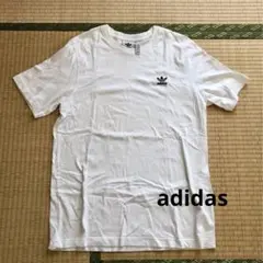 adidas アディダスホワイト ロゴTシャツ