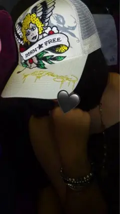 Ed Hardy BORN FREE キャップ