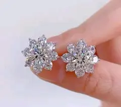 専用JE186☆高級 ダイヤモンド0.5ct プラチナ ピアス - メルカリ