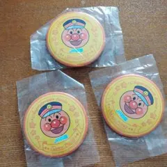 新品未開封☆アンパンマン缶バッジ3個セット☆JR四国
