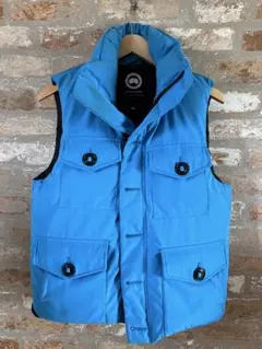 希少ターコイズブルー美品CANADA GOOSE ダウンベストM