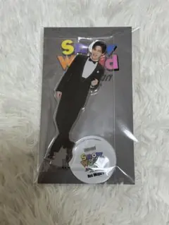 SnowMan 目黒蓮 アクリルスタンド SnowWorld