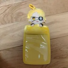 カラフルピーチ ぬいぐるみパスケース たっつん