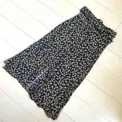ザラ　スカート　ロングスカート　スリットスカート　花柄のサムネイル