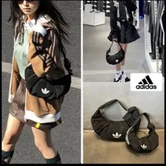 adidas バルーンショルダーバッグ ブラックのサムネイル