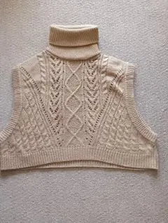 ハイネックベスト ベスト