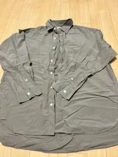 ブラウン シャツ