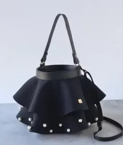 美品　Rapture バック　ティアードネイプルズショルダーのサムネイル